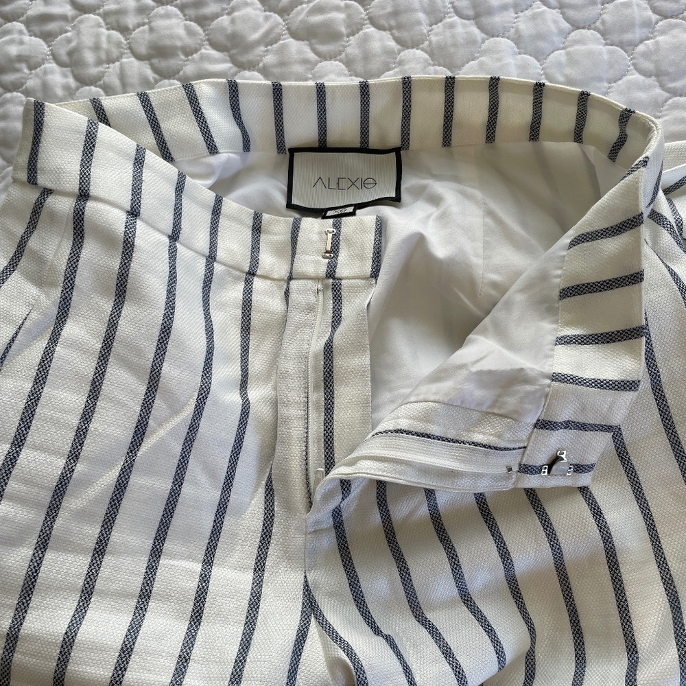 Alexis Striped Ruffle Wide Leg Pants Size XS - Picture 5 of 7